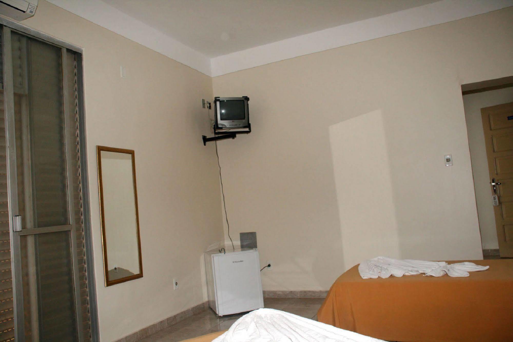 Scala Hotel ברטוס מראה חיצוני תמונה